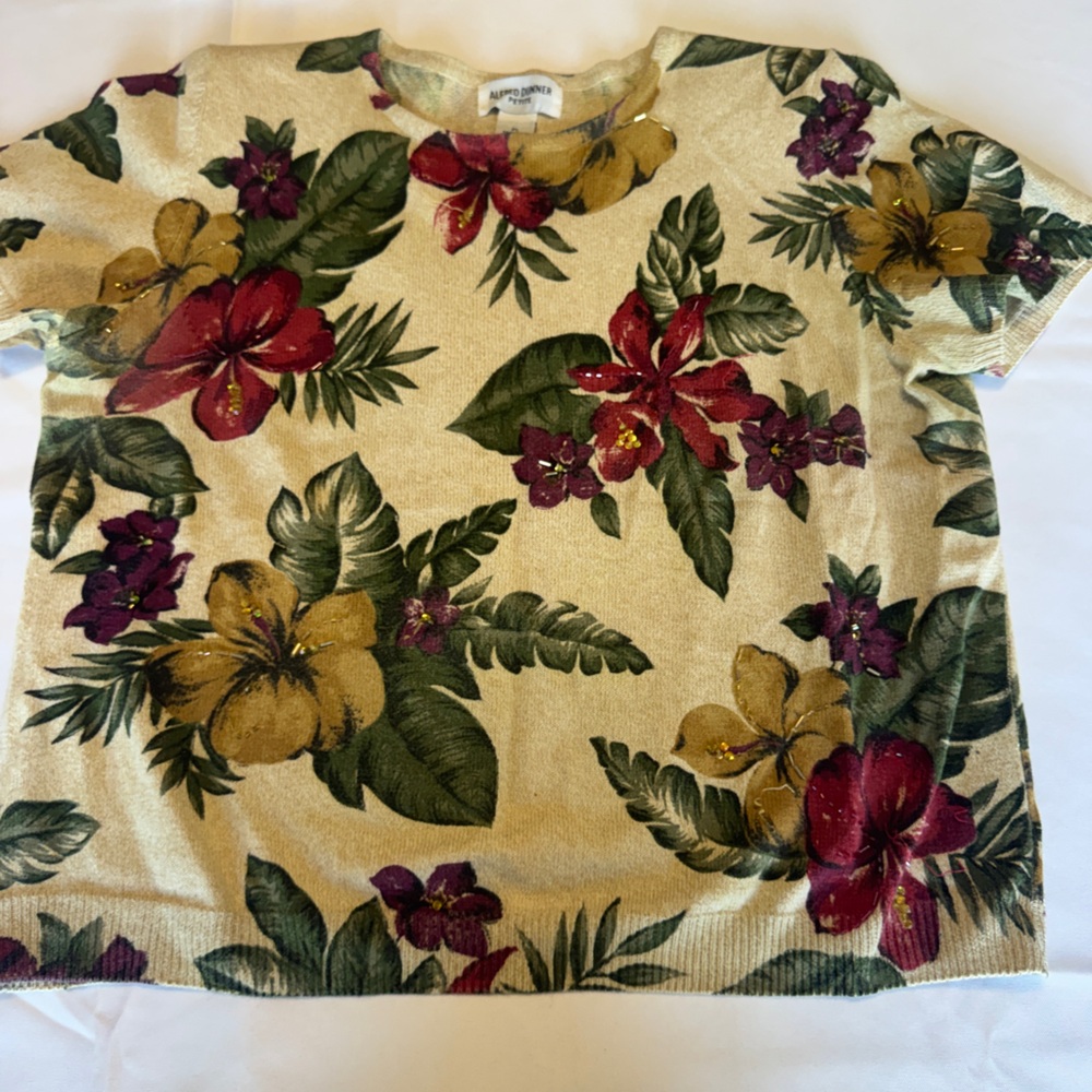 Women’s Alfred Dunner Petite Large Sweater Tropical beaded